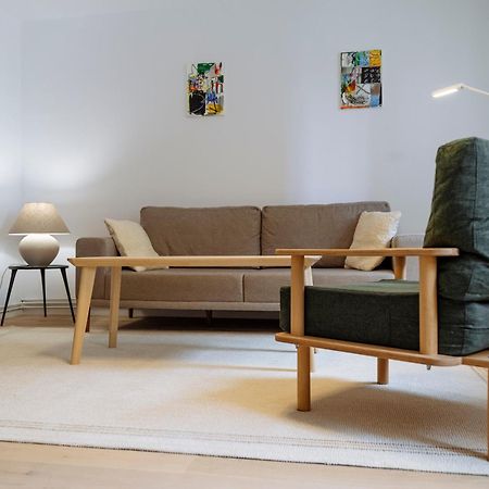 Cozy Central Apartment Near The Forest 브라쇼브 외부 사진