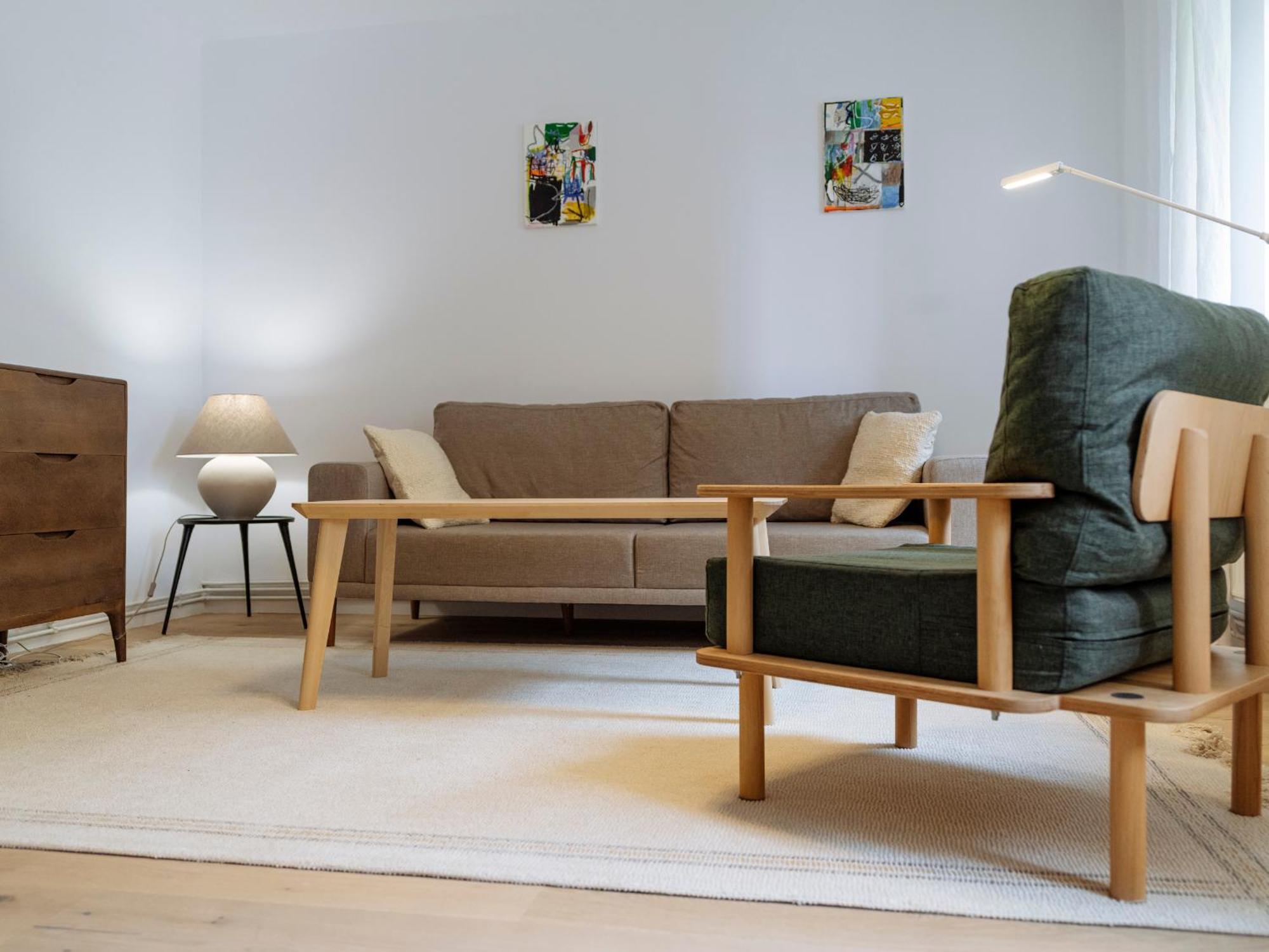 Cozy Central Apartment Near The Forest 브라쇼브 외부 사진