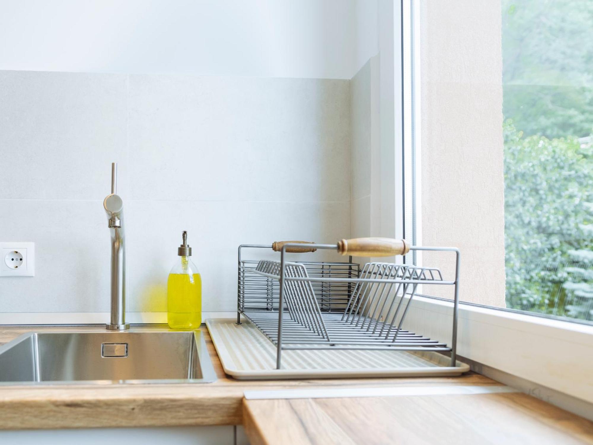 Cozy Central Apartment Near The Forest 브라쇼브 외부 사진